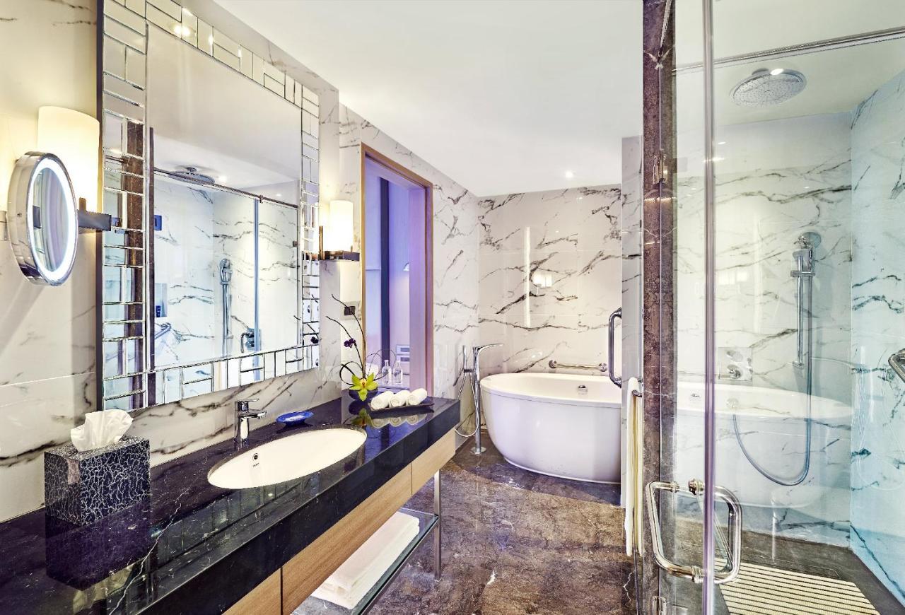 Vivanta Navi Mumbai Turbhe Ngoại thất bức ảnh